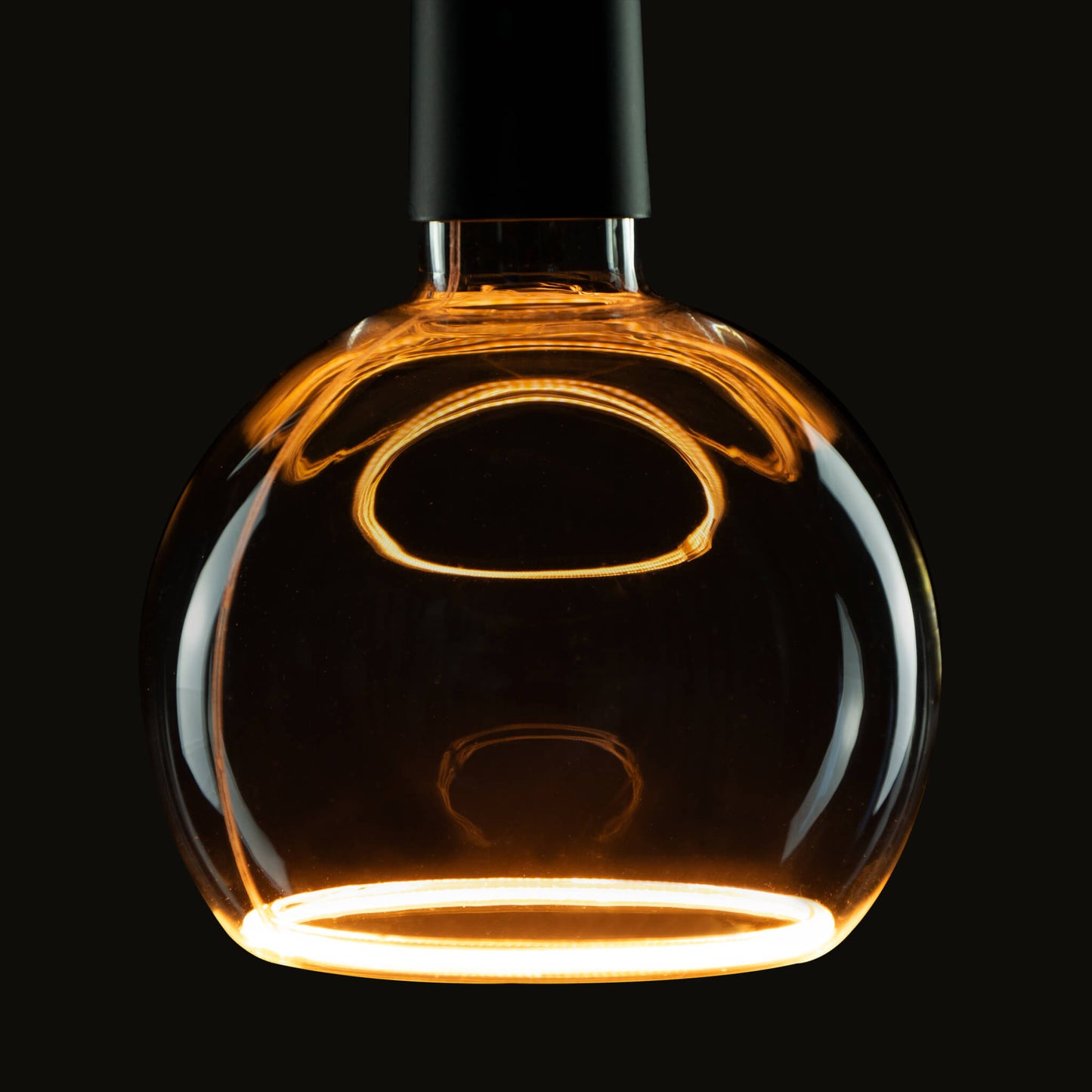E27 Floating LED Globe G150 Clear