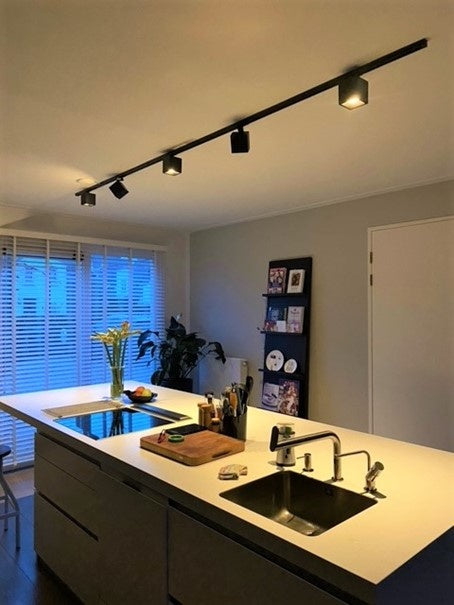 KUBY GU10 zwart 1F