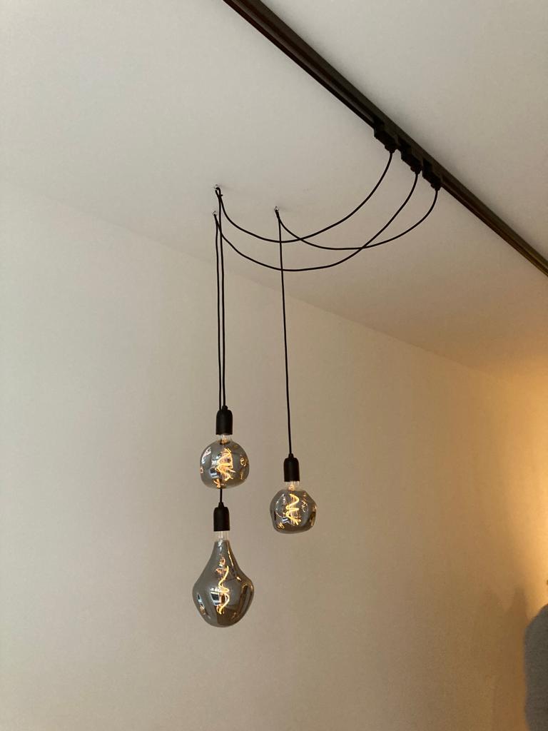 railsysteemverlichting met hanglampen met e27 fitting