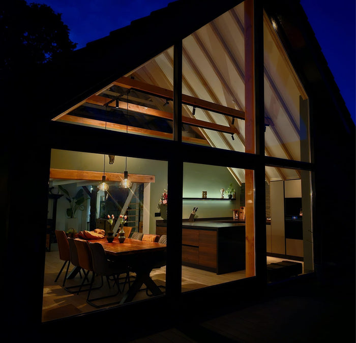 Zwart railverlichting Woonkamer, 
        
          
          Keuken, 
        
          
          Eettafel Nordic Global 3F rail met SLIMM-50