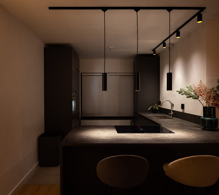 Zwart railverlichting Keuken met HELIOS GU10