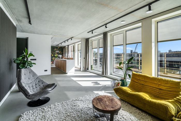 Zwart railverlichting Woonkamer, 
        
          
          Keuken Nordic Global 3F rail met TUBY GU10