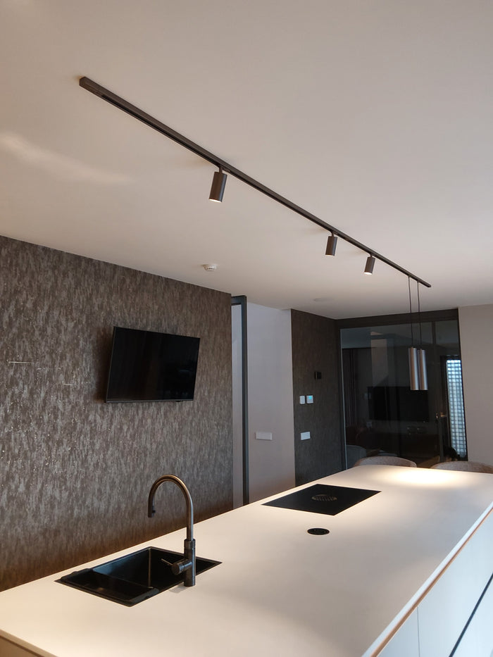 Brons railverlichting Keuken Nordic Global 1F rail met LUXON GU10