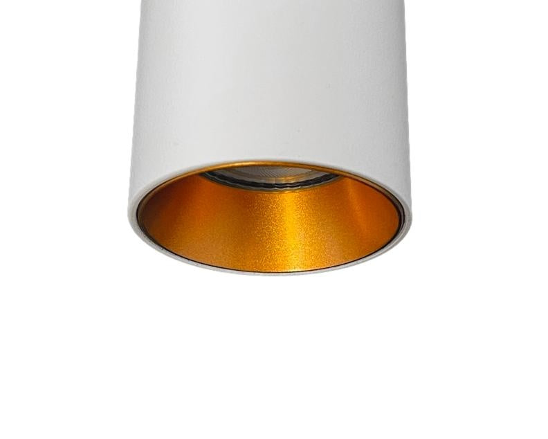 witte pendelhanglamp met koperen binnenring