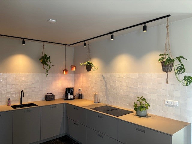 Zwart railverlichting Keuken Nordic Global 1F rail met MODERN GU10