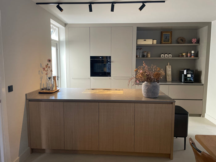 Zwart railverlichting Keuken Nordic Global 1F rail met NOIR GU10