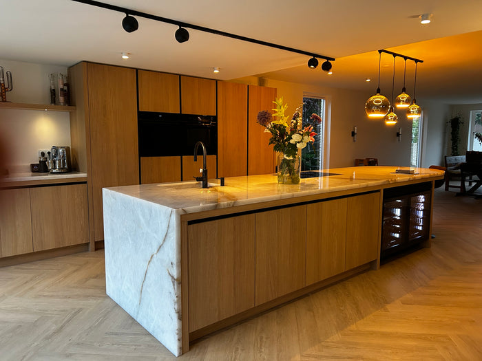 Zwart railverlichting Keuken Nordic Global 1F rail met GLOBE GU10
