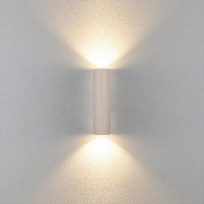 beige wandlamp up and dowm
