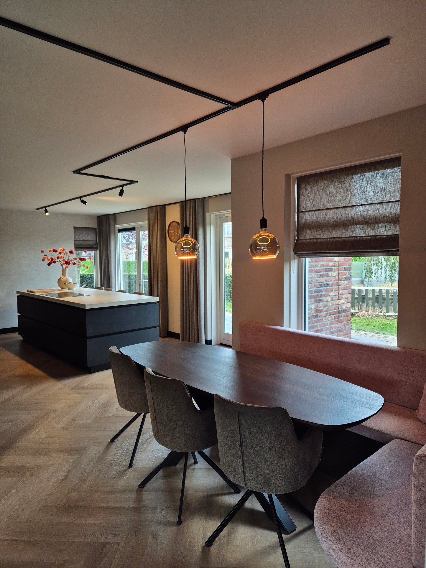 HANGLAMP ADAPTER COMPACT ZWART 1F