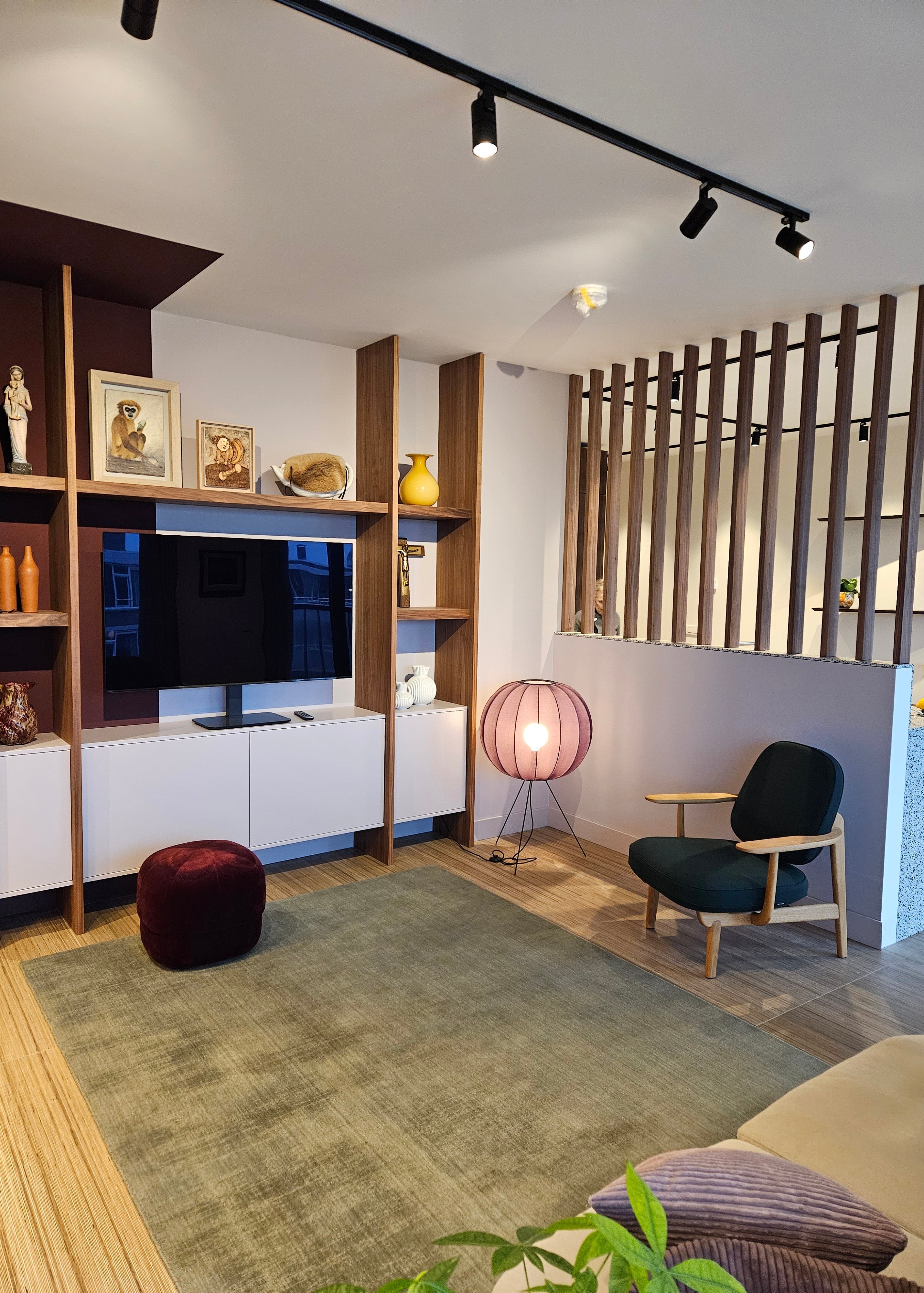 zwarte railverlichting met GU10 spots met Hue lampen