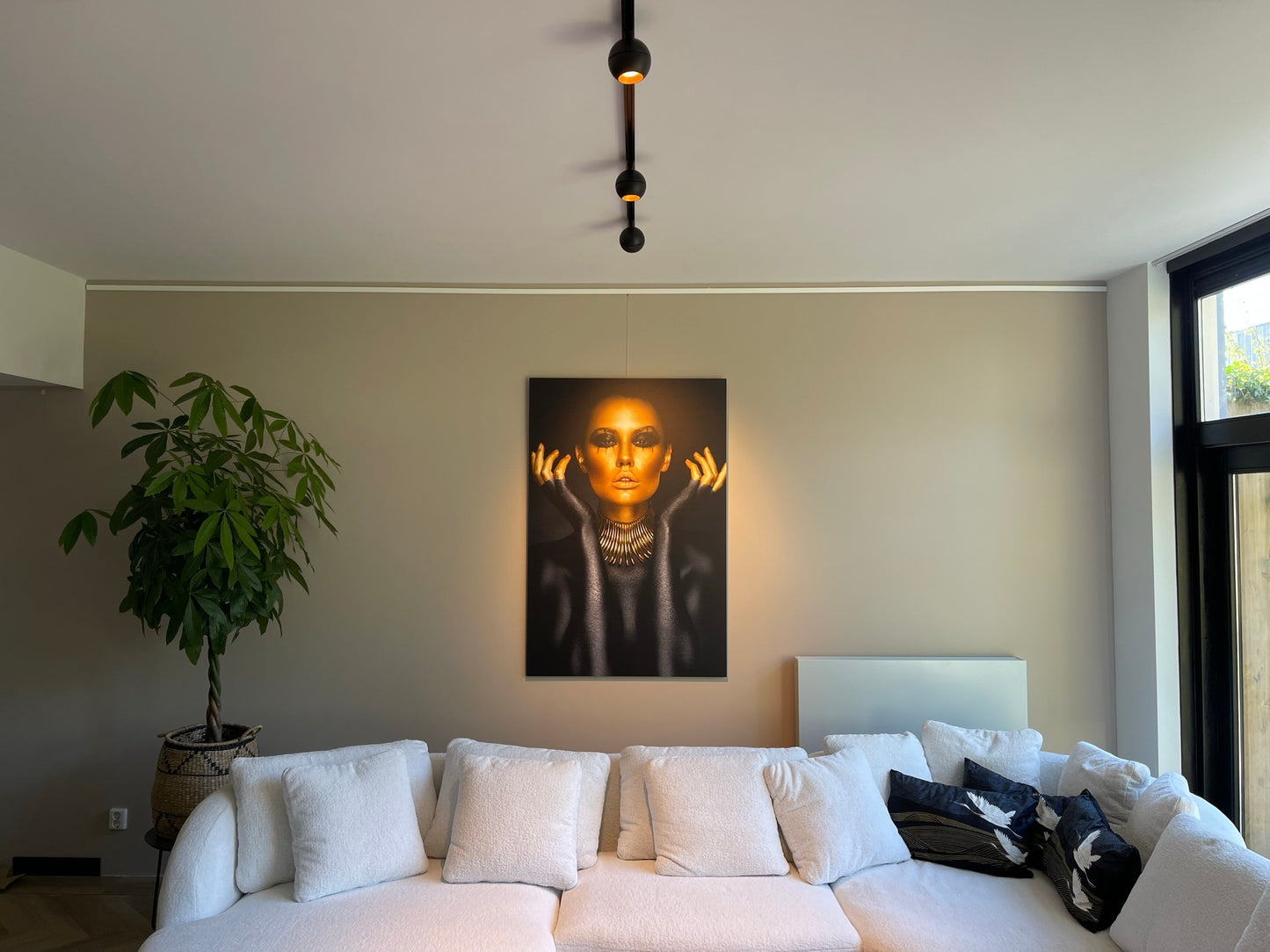 Rondvormige railspots met GU10 fitting woonkamer