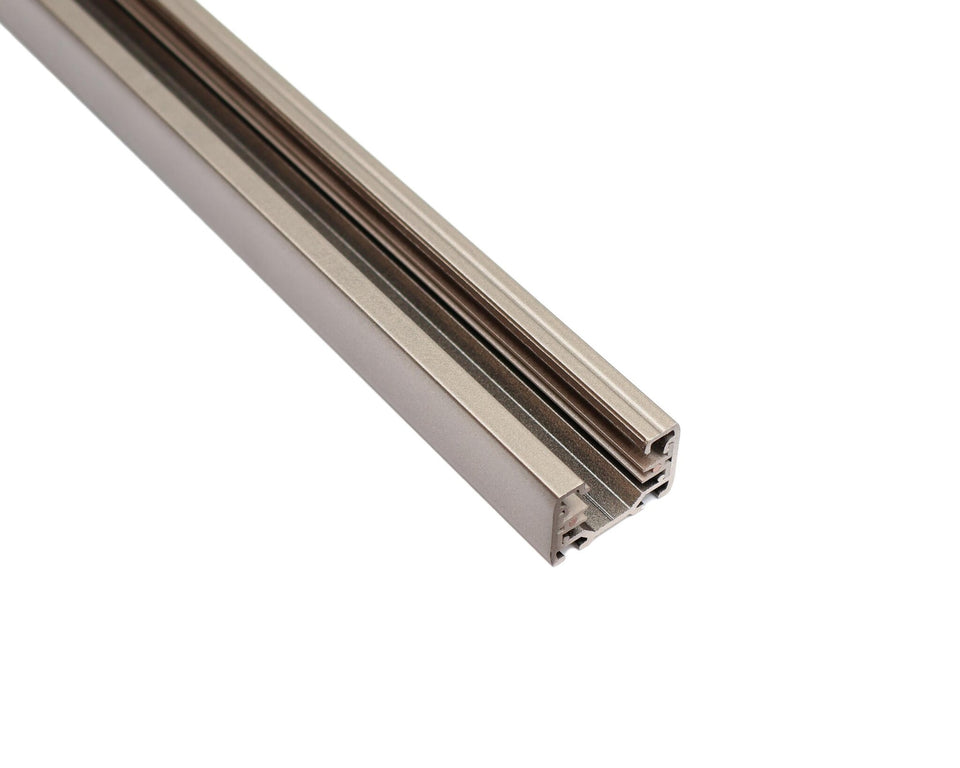 champagne kleurige rail met spotjes in de living
