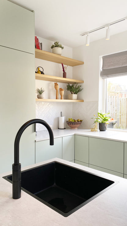 Complete set railverlichting voor in de keuken